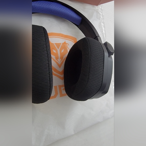 NUBWO G06 Dual Wireless Gaming Headset with Microphone for PS5, PS4, PC, Mobile - Picture 13 of 16